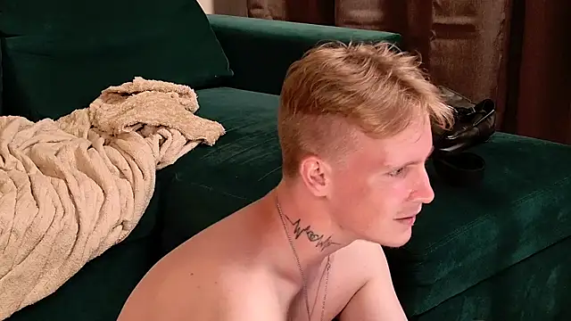 SweetBoyAlexx Pertunjukan Webcam