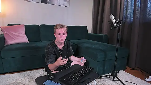 SweetBoyAlexx Adlı Modelin Web Kamerası Şovu