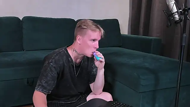 SweetBoyAlexx Adlı Modelin Web Kamerası Şovu