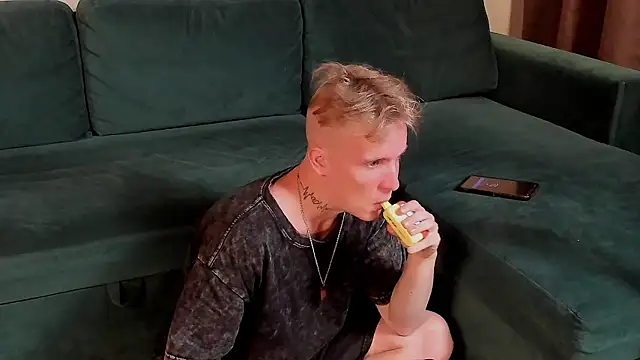 SweetBoyAlexx Adlı Modelin Web Kamerası Şovu