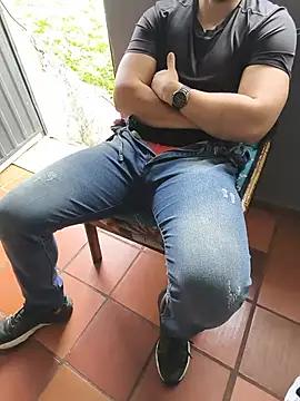 jacson_w8 在線直播表演