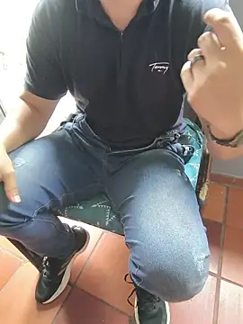 jacson_w8 在線直播表演