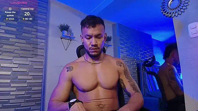 ARON_TAYLER01 – webcam-show