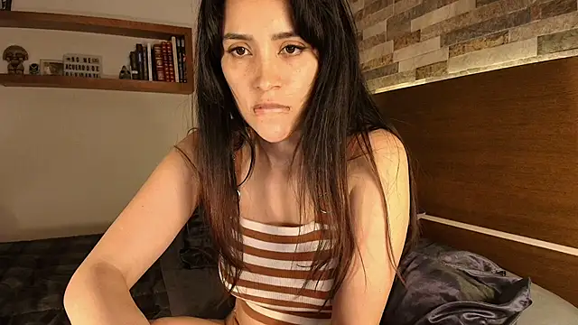 alicewilloww 现场XXX聊天