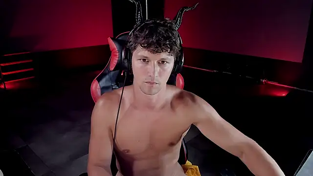 Show de dirty-boss na webcam