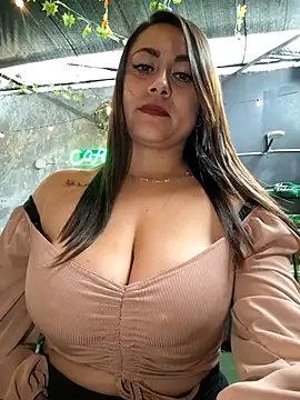Oryk___ Show in webcam