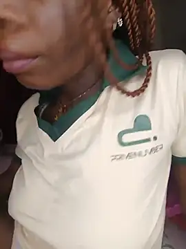 NicRaisaa Live XXX-chat