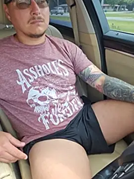 MrBiggBallz webcam show