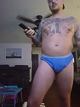 MrBiggBallz: вебкам-шоу