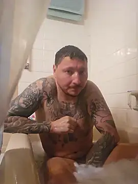 MrBiggBallz's Webcam Show