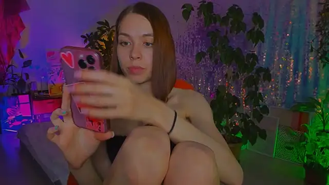 Chat XXX en directo de poli__