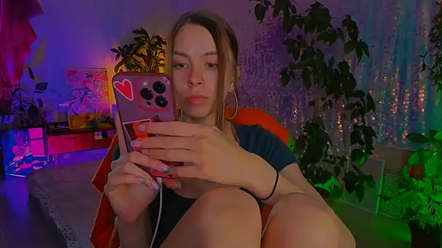 Chat +18 de poli__ ao vivo