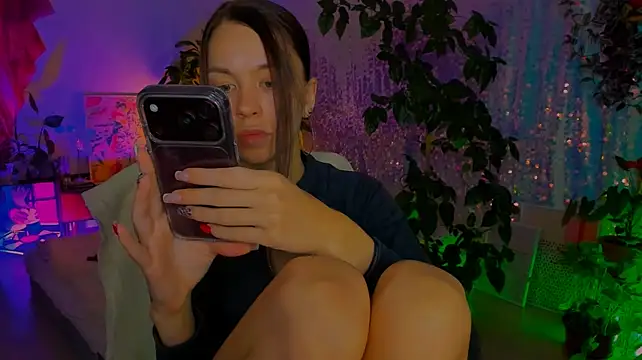 poli__'s Live XXX Chat
