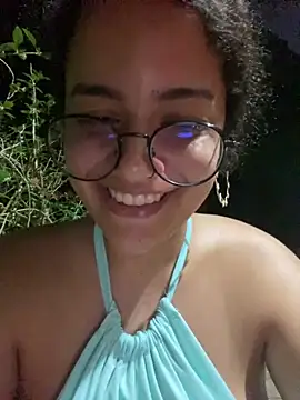 demonaughtyyyのウェブカメラショー