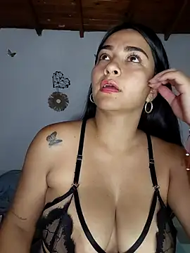 Czat XXX na żywo – alison_villalobo