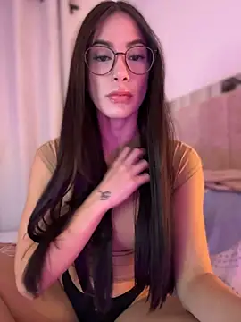 הופעת וובקאם של _Valentinaa_