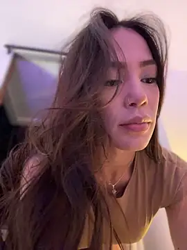 Pertunjukan Kamera Web _Valentinaa_