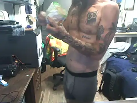 CloudDadddyyy Show in webcam
