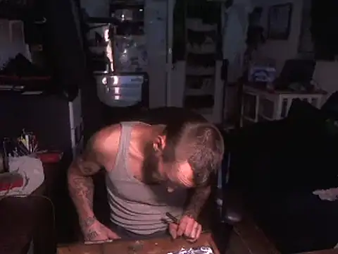 CloudDadddyyy Show in webcam