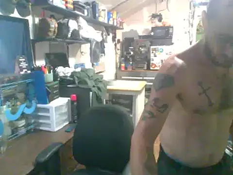 CloudDadddyyy's Webcam Show
