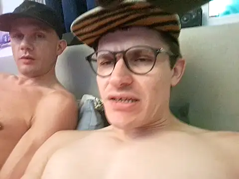 הופעת וובקאם של TheGAPEgatsby92