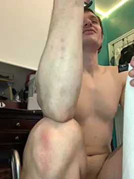 TheGAPEgatsby92: διαδικτυακό σόου στην κάμερα
