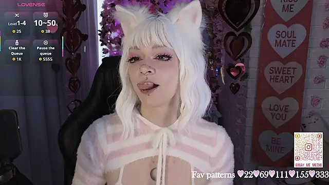 Mee-Meow Webcam show