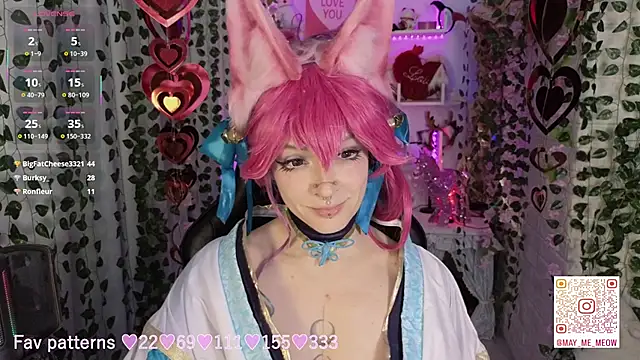 Show modela Mee-Meow na web-kameri