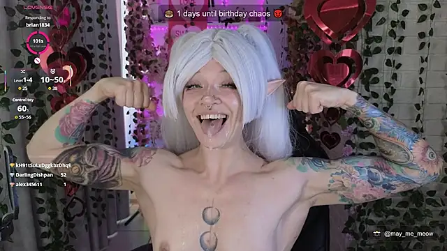 Mee-Meow's Live XXX Chat