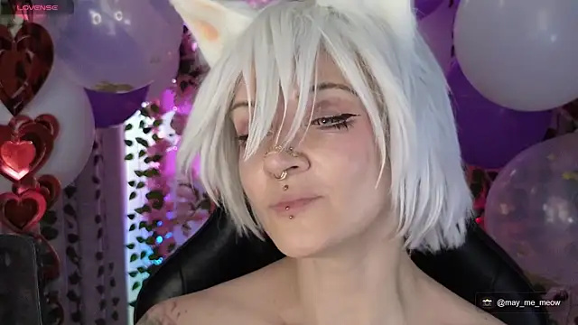 Chatroom XXX en direct de Mee-Meow