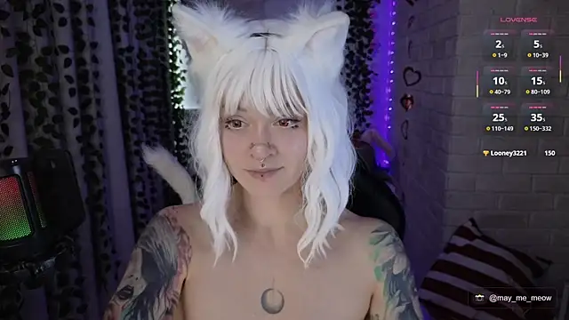 Chat XXX en directo de Mee-Meow