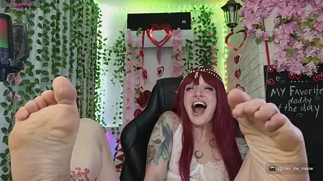Mee-Meow's Webcam Show
