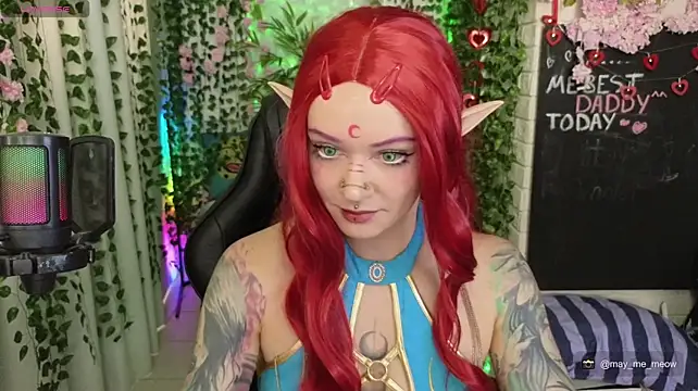 Mee-Meow's Webcam Show