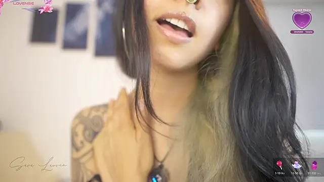 sara-laurenのライブXXXチャット