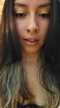 sara-lauren Chat XXX in diretta