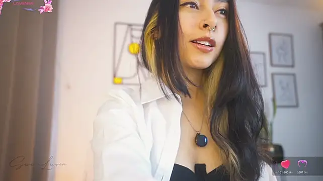 sara-lauren Adlı Modelin Canlı XXX Sohbeti