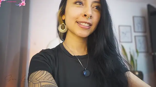عرض كام sara-lauren