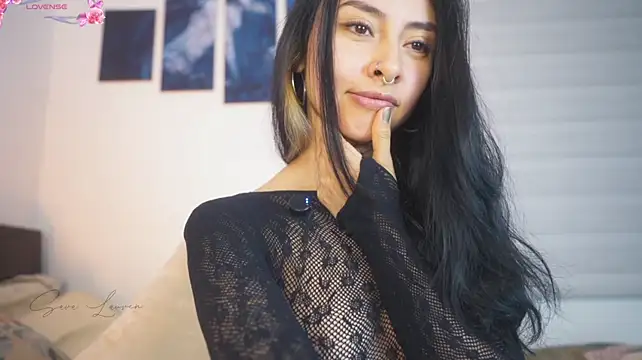 sara-lauren's Live XXX Chat