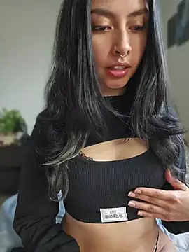 sara-lauren live XXX chat