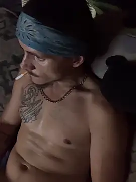Pokazy przed kamerką – bugboy