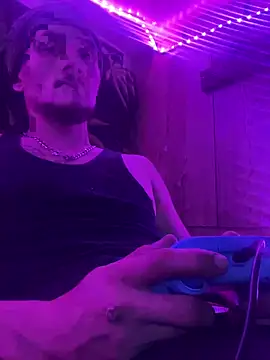 הופעת וובקאם של bugboy