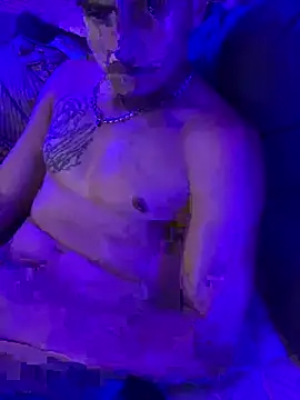 הופעת וובקאם של bugboy