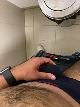 par_0111's Webcam Show