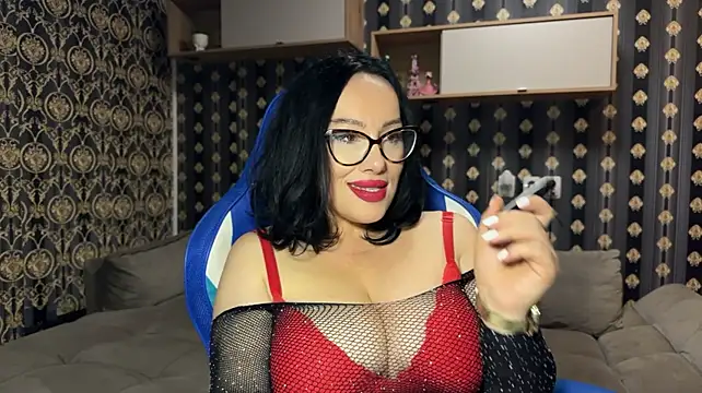 AnnaAnn_Milf Adlı Modelin Web Kamerası Şovu
