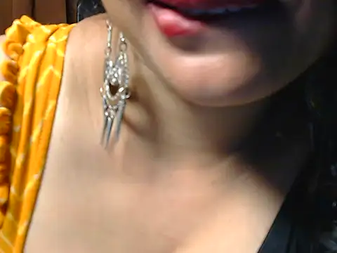 HOT-PAYAL Show in webcam