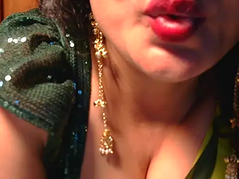 HOT-PAYAL Chat XXX live