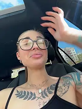 Charming_Ritta's Webcam Show