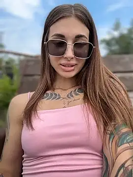 Charming_Ritta Webcamshow