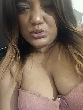 Indianpleasure300's Webcam Show