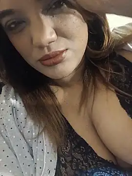 Indianpleasure300 Webcam show